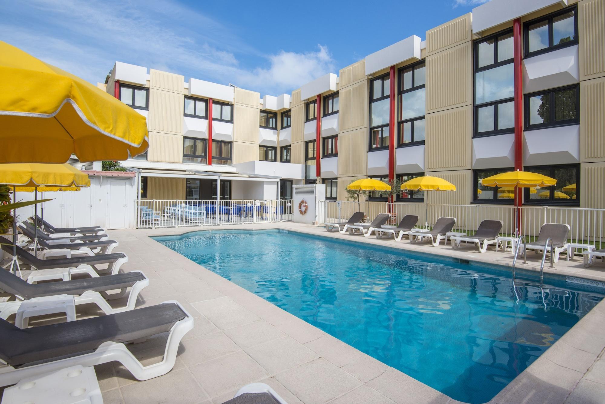 Ibis Styles Nice Cap 3000 Aeroport Saint-Laurent-du-Var Exterior foto