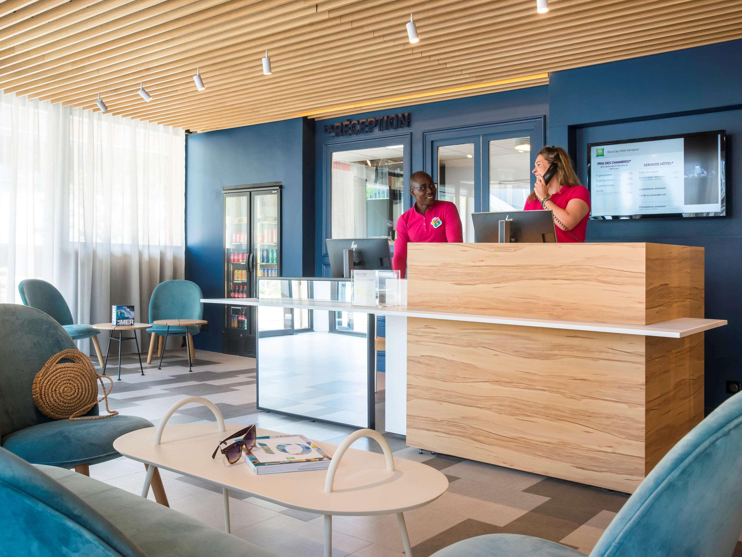 Ibis Styles Nice Cap 3000 Aeroport Saint-Laurent-du-Var Exterior foto